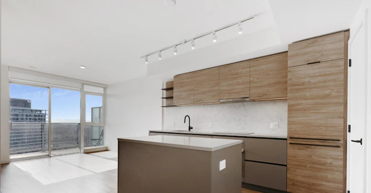3505-10448 University Drive, Surrey, BC, V3T 0Z7 - 8