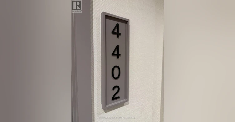 4402-628 Church Street, Toronto, ON, M4Y 0G9 - 9