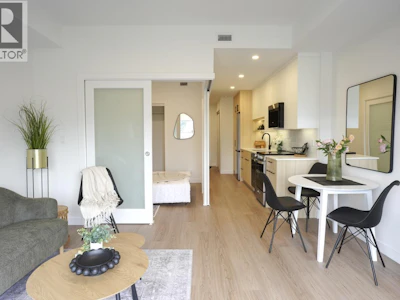 408-1380 Pridham Avenue - 5