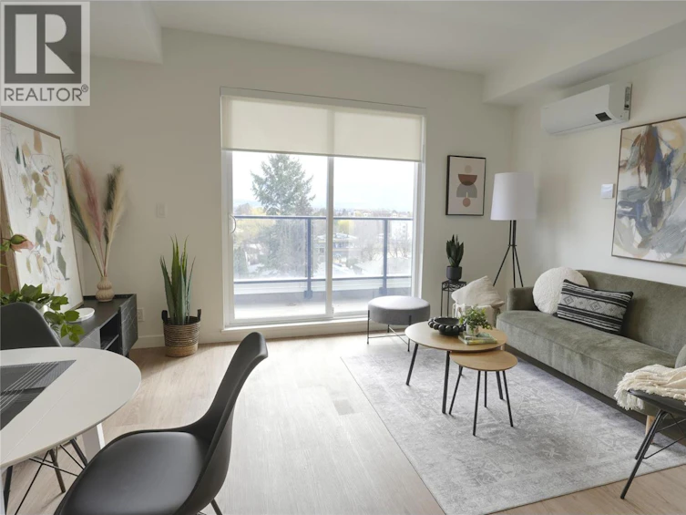 408-1380 Pridham Avenue, Kelowna, BC, V1Y 6B5 - 2