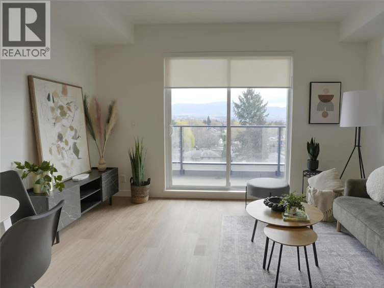 408-1380 Pridham Avenue, Kelowna, BC, V1Y 6B5 - 3