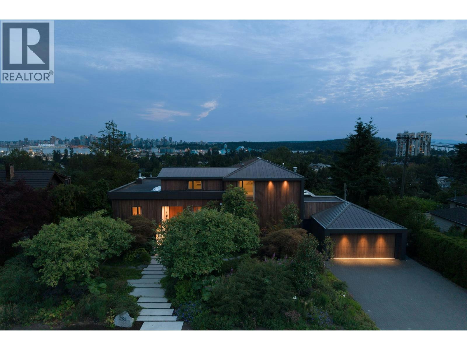 1295 W Keith Road, North Vancouver, BC, V7P 1Y9