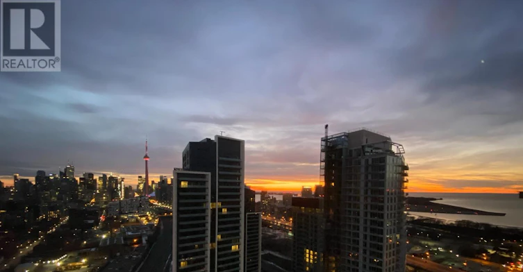 PH20-19 Western Battery Road, Toronto, ON, M6K 0E3 - 3