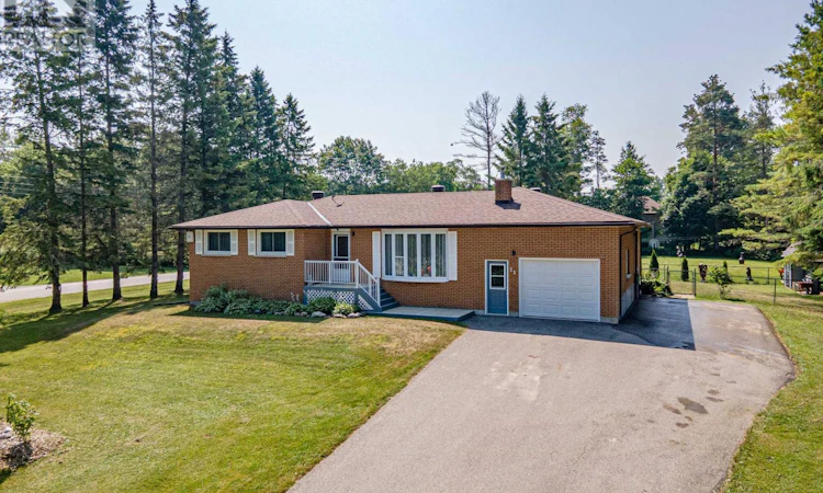 25 Lamers Crescent