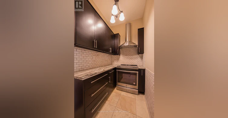 76 De Vere Gardens, Toronto, ON, M5M 3E9 - 6