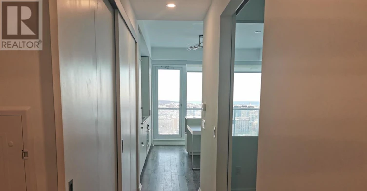 3004-197 Yonge Street, Toronto, ON, M5B 0C1 - 5