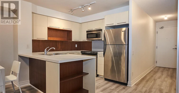 1906-25 Carlton Street, Toronto, ON, M5B 1L4 - 4