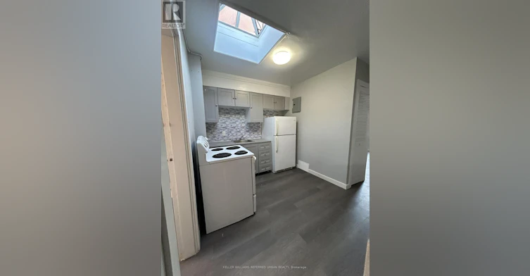 5-10140 Yonge Street, Richmond Hill, ON, L4C 1T6 - 3
