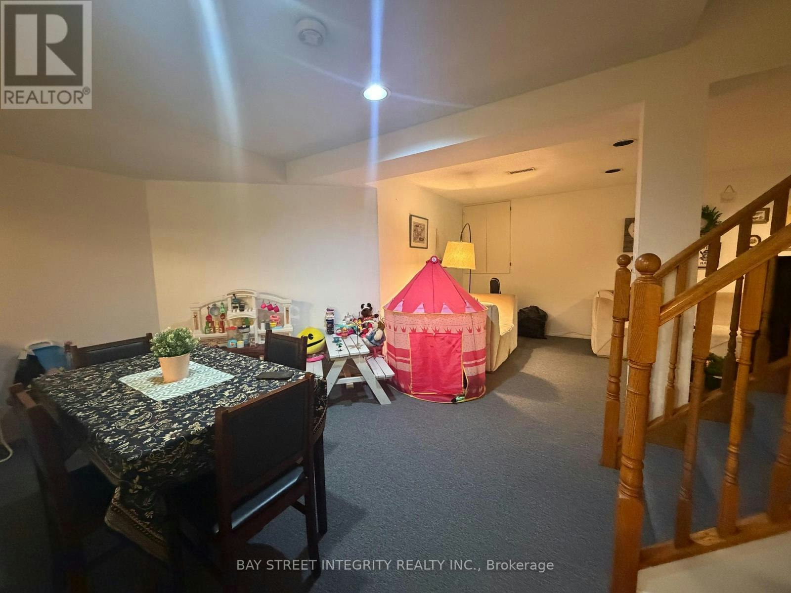 5110 Nishga Court, Mississauga, ON, L5R 2M9 - 26
