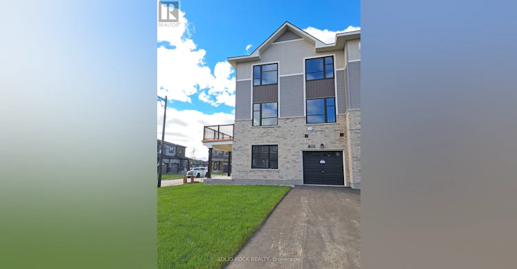 288 Elsie Macgill Walk, Ottawa, ON, K2W 0L2