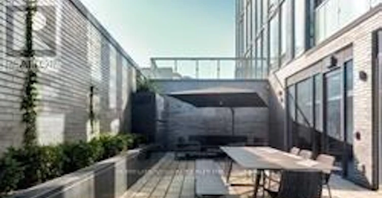 301-28 Wellesley Street E, Toronto, ON, M4Y 0C4 - 4