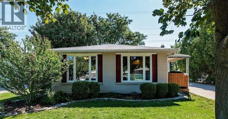 567 Cardiff Drive, Sarnia, ON, N7S 4B9