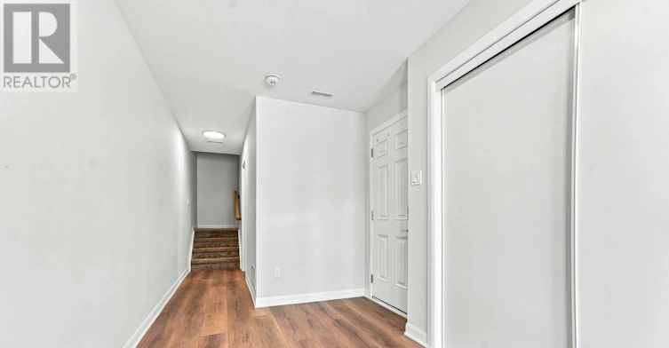 762 Tadpole Crescent, Ottawa, ON, K2J 7M9 - 3