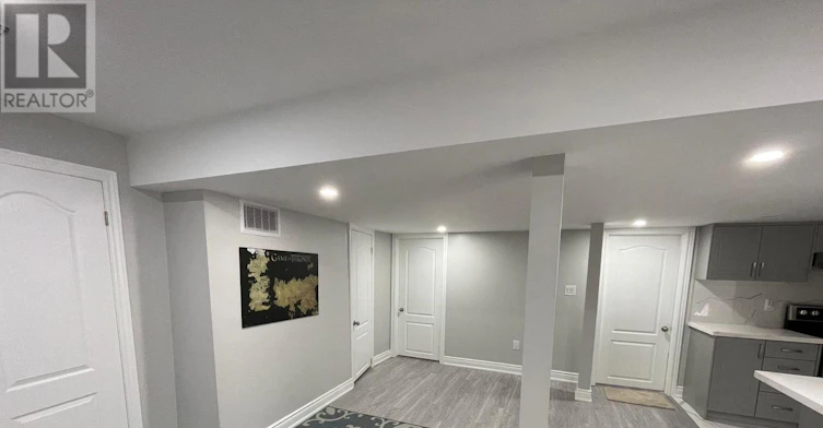 18 Bachelor Street, Brampton, ON, L7A 4T6 - 6