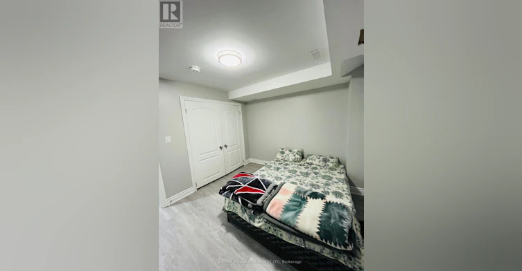 18 Bachelor Street, Brampton, ON, L7A 4T6 - 19