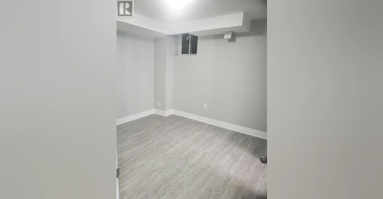 18 Bachelor Street, Brampton, ON, L7A 4T6 - 13