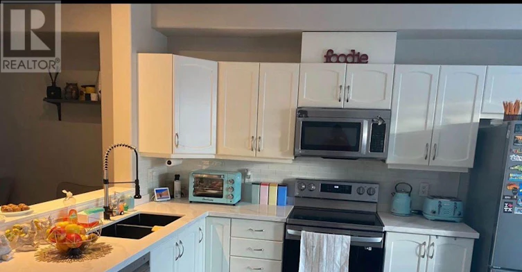 26 Hemlock Way, Grimsby, ON, L3M 0A7 - 2