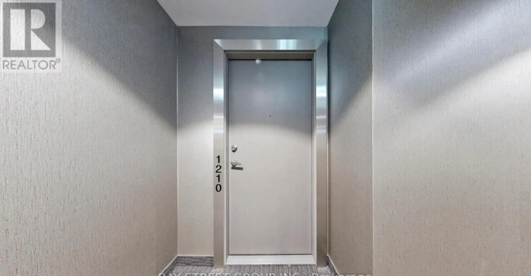 1210-100 Harbour Street, Toronto, ON, M5J 0B5 - 5