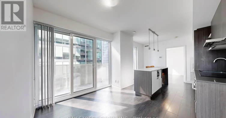 1210-100 Harbour Street, Toronto, ON, M5J 0B5 - 6