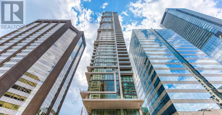 1901-426 University Avenue, Toronto, ON, M5G 1S9 - 2