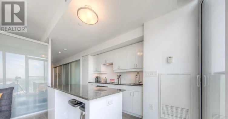 1901-426 University Avenue, Toronto, ON, M5G 1S9 - 17