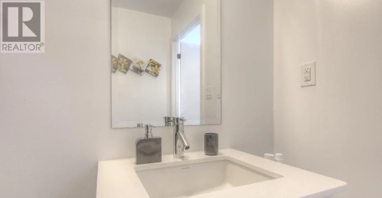 1901-426 University Avenue, Toronto, ON, M5G 1S9 - 25