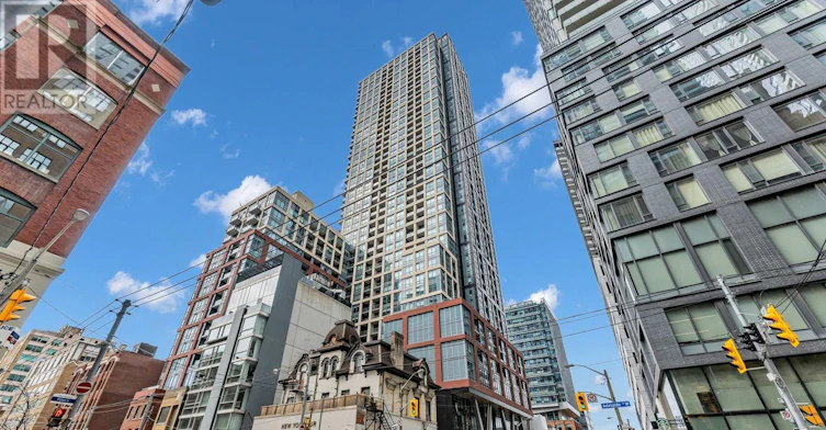 2206-108 Peter Street, Toronto, ON, M5V 2G7