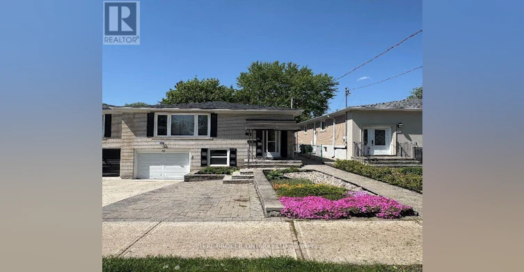 40 Green Bush Road, Toronto, ON, M2M 1P3