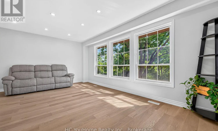 32-81 Brookmill Boulevard