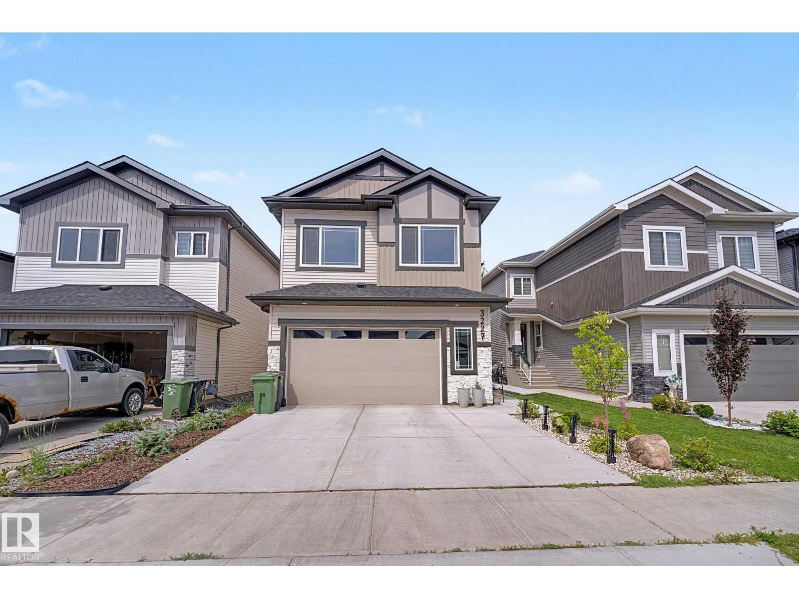 3227 Pelerin Cr, Beaumont, AB, T4X 2Z1