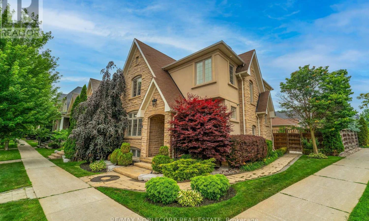 2 Glengordon Crescent