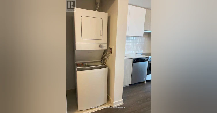1706-203 College Street, Toronto, ON, M5T 0C8 - 4