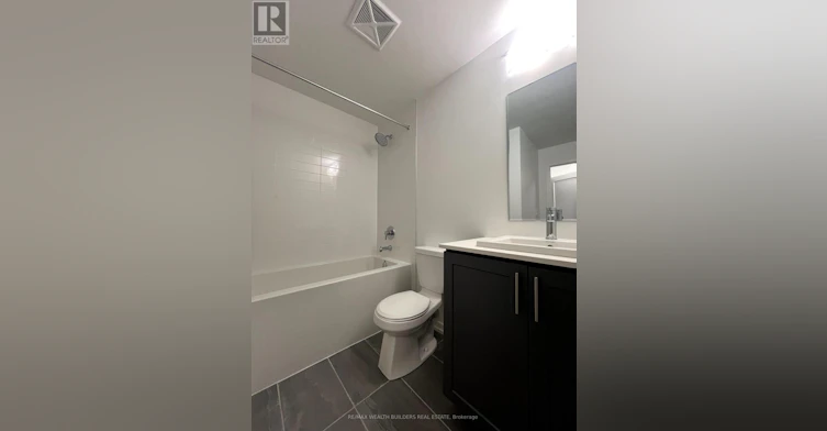 6-16 Lytham Green Circle, Newmarket, ON, L3Y 0H3 - 16
