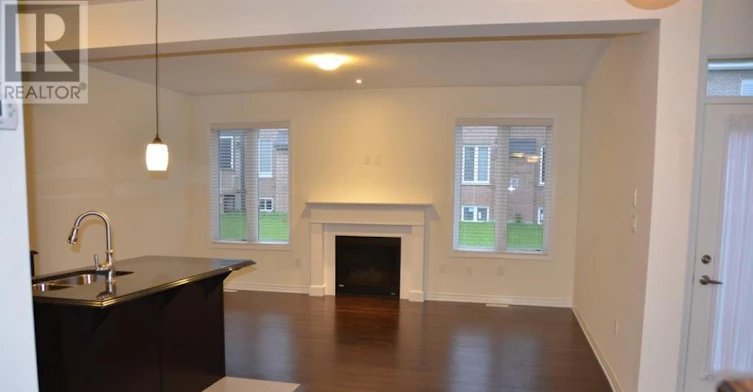 130 Major Crescent, Aurora, ON, L4G 0X5 - 4