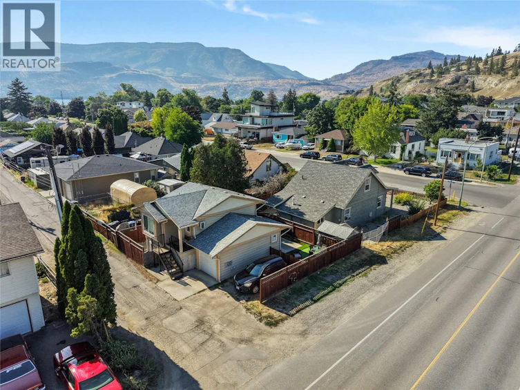 691-693 Okanagan Boulevard, Kelowna, BC, V1Y 7L2 - 52