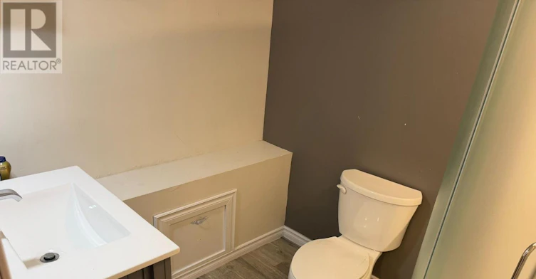 42 Oneida Road, London, ON, N5V 2X1 - 9