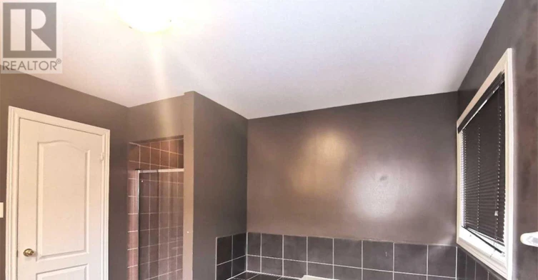 213 River Ridge Boulevard, Aurora, ON, L4G 7T7 - 24