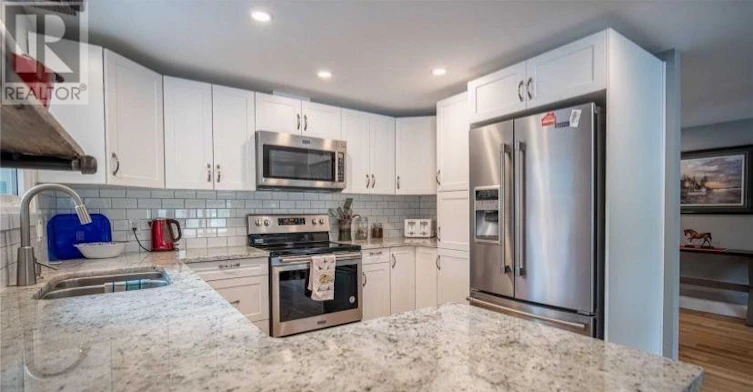 2365 Selwyn Bay Lane, Smith-Ennismore-Lakefield, ON, K0L 2H0 - 19