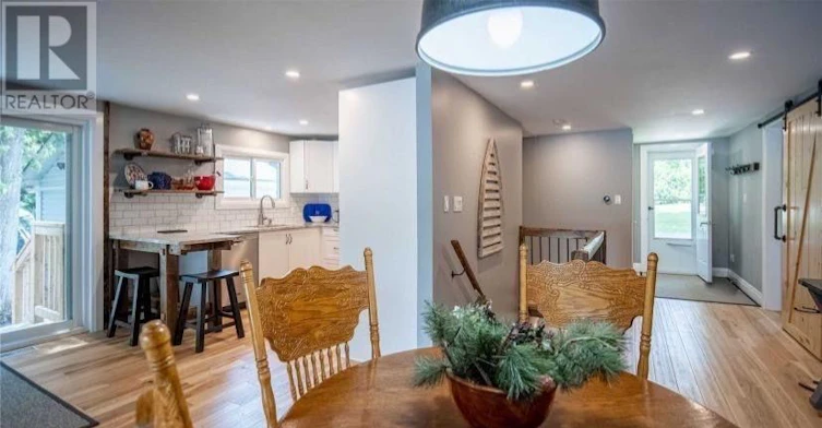2365 Selwyn Bay Lane, Smith-Ennismore-Lakefield, ON, K0L 2H0 - 16