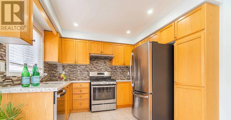 UPPER LEVEL-29 Timbertop Crescent, Brampton, ON, L6R 3J1 - 14