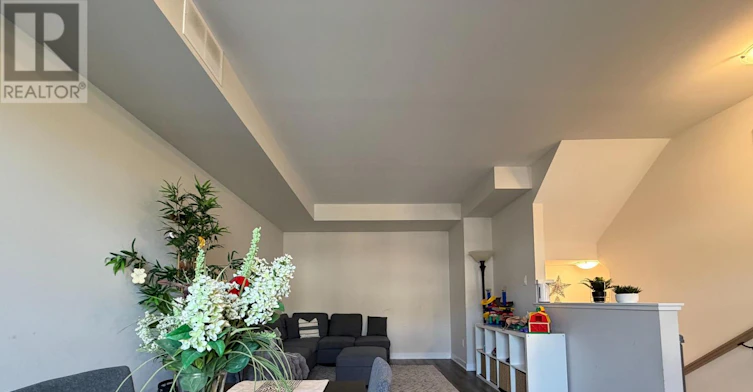 215 Tussock Private, Ottawa, ON, K1X 0M8 - 8