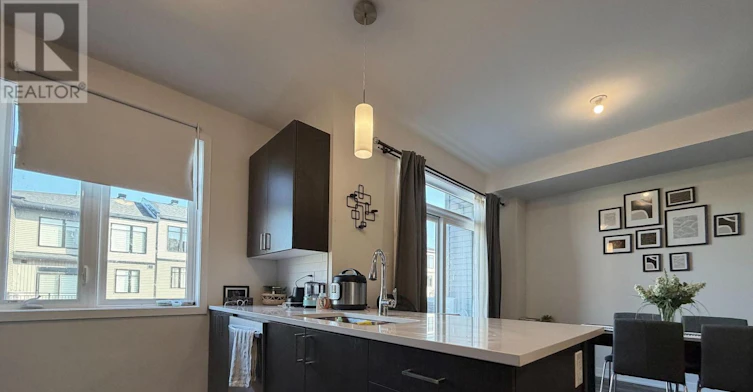 215 Tussock Private, Ottawa, ON, K1X 0M8 - 15
