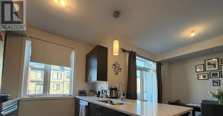 215 Tussock Private, Ottawa, ON, K1X 0M8 - 19