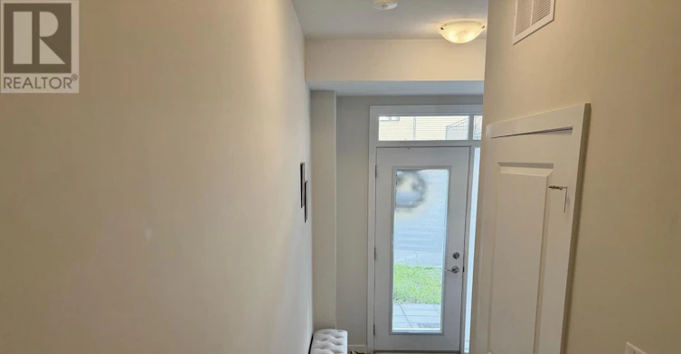 215 Tussock Private, Ottawa, ON, K1X 0M8 - 4
