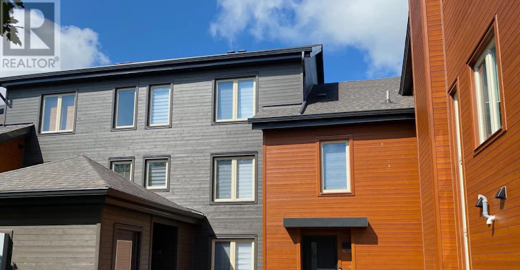 220-120 Fairway Court, Blue Mountains, ON, L9Y 0P8 - 2
