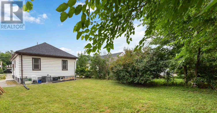 LOWER-142 Highbury Avenue, London, ON, N5Z 2W4 - 16