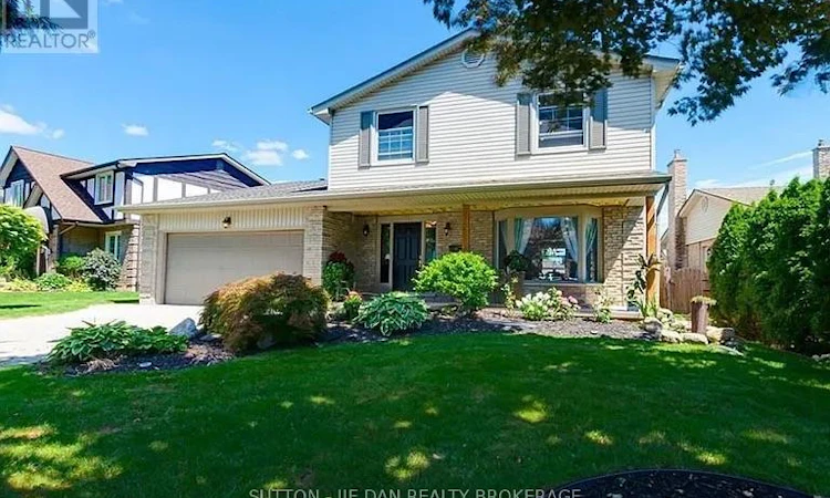 1027 Flintlock Court