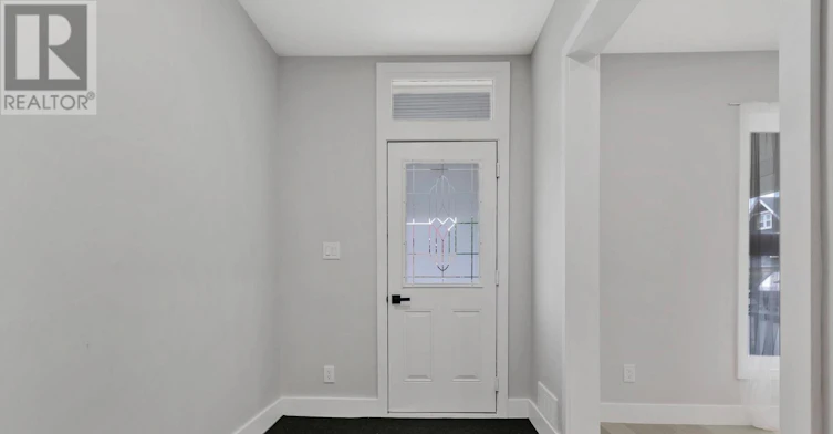 498 Charlotte Street, Peterborough, ON, K9J 2W3 - 18