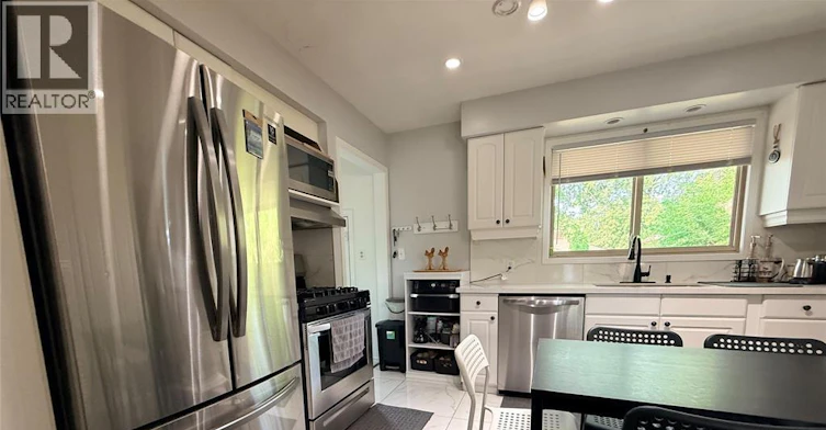 3199 Mark, Windsor, ON, N9E 2W9 - 4