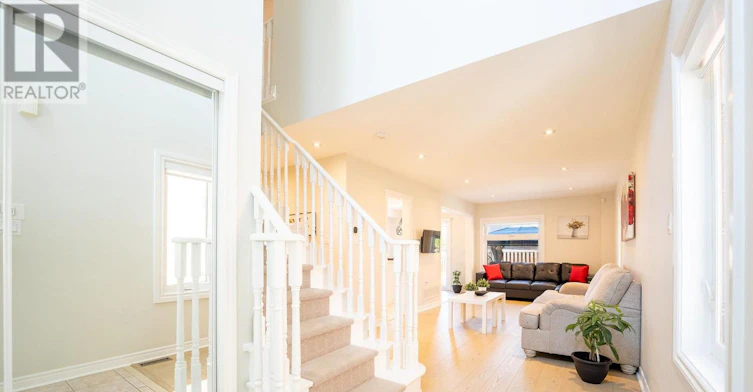 22 Laura Sabrina Drive, Vaughan, ON, L4H 1M6 - 4